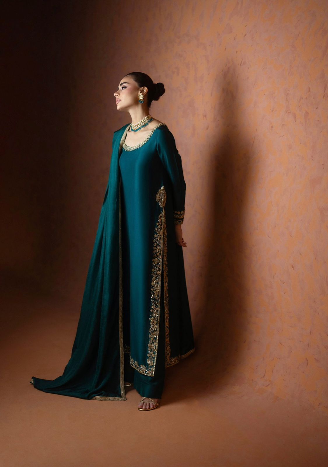 Emerald Aura – Handcrafted Pure Raw Silk Three-Piece Ensemble