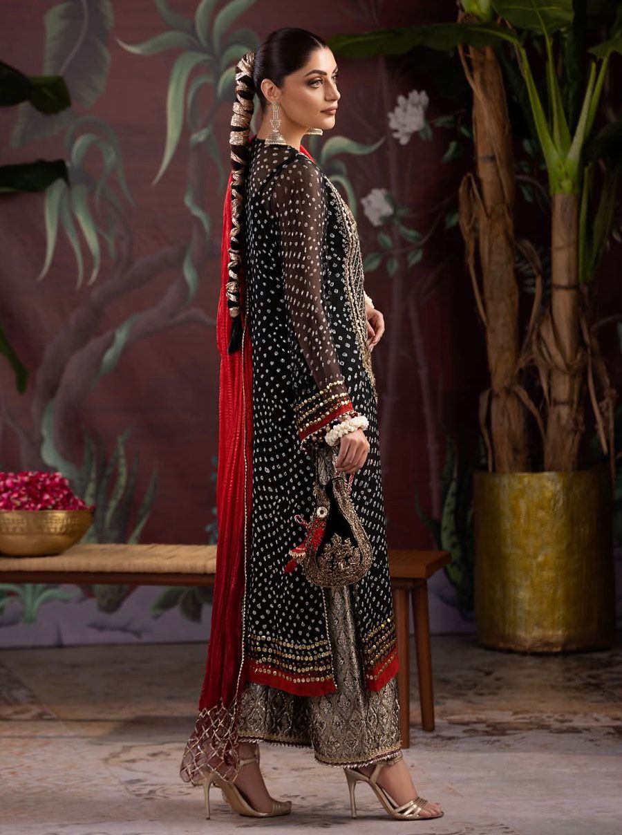 Luxury Chiffon Chunri Outfit - Handmade Mukesh, Kora & Zardozi (Ready-to-Wear)