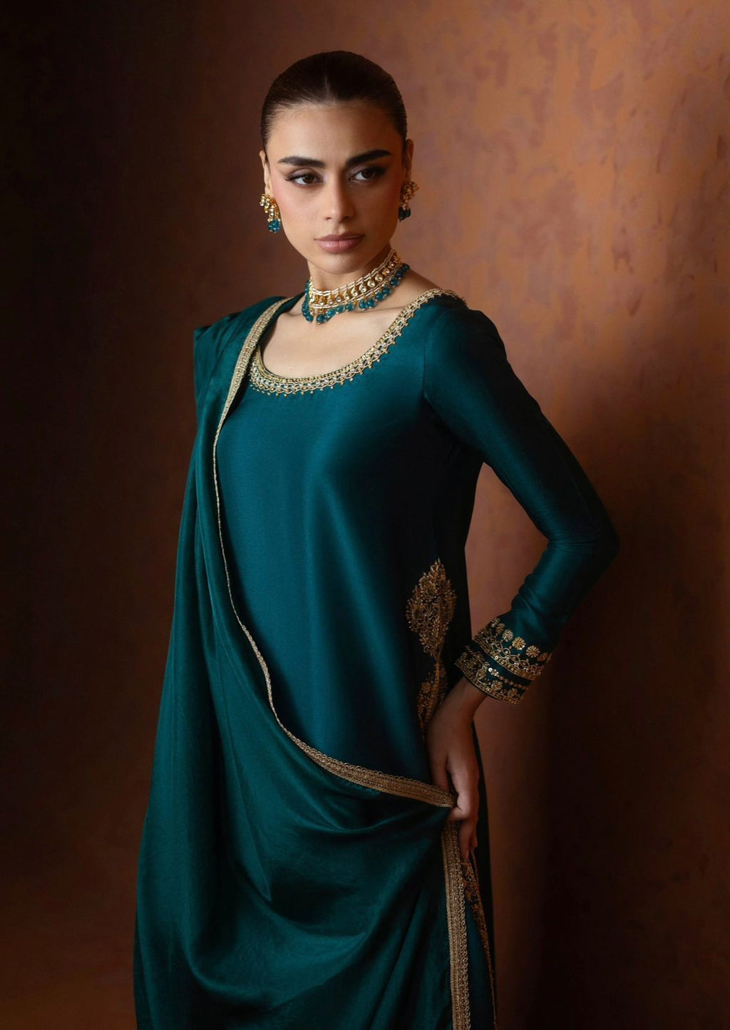 Emerald Aura – Handcrafted Pure Raw Silk Three-Piece Ensemble